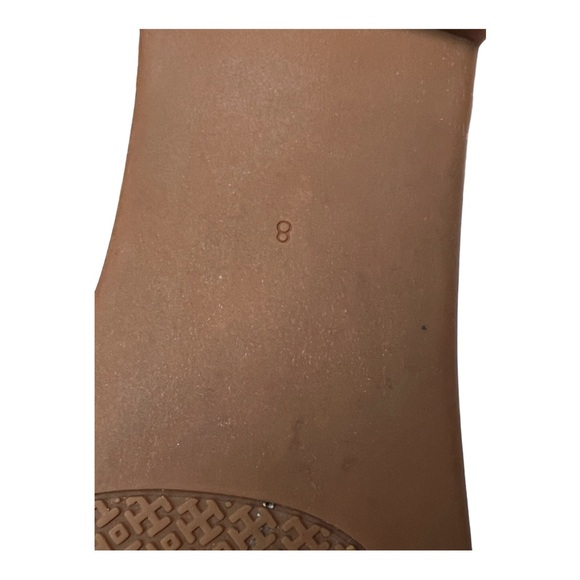 Tory Burch Ali thong Patent leather Sandals Beige/Tan size 8 - Picture 8 of 9